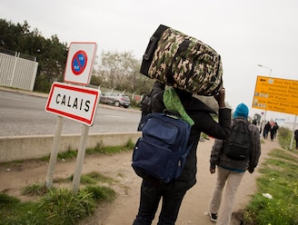 Geëvacueerde migranten Calais zullen "systematisch" gehuisvest worden buiten de stad