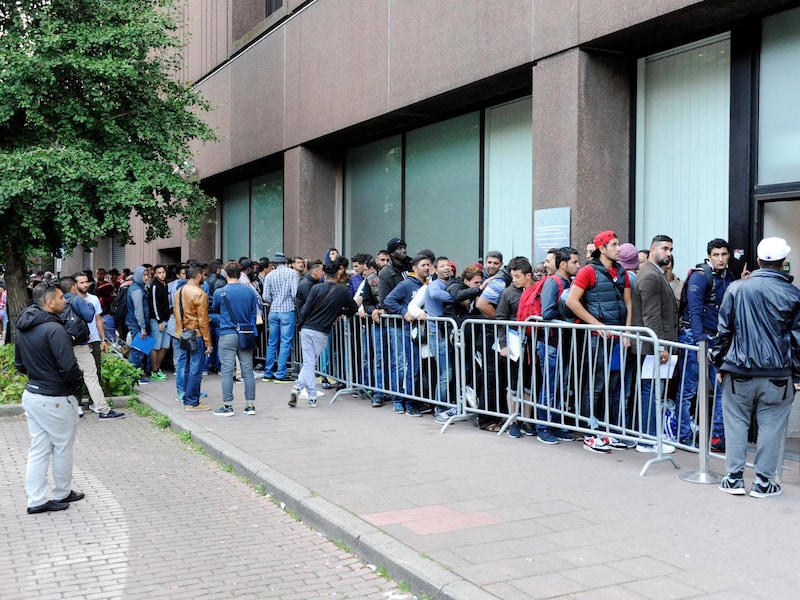 EU meldt hoogste aantal asielaanvragen sinds corona-uitbraak