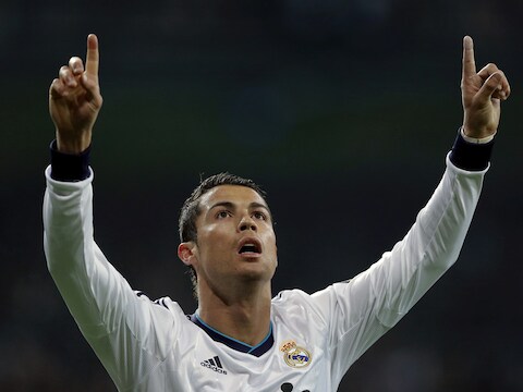 Drie knappe treffers van Ronaldo zorgden mee voor een 4-0 eindstand