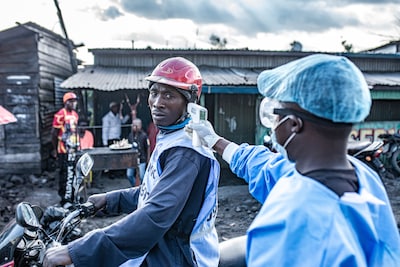 WHO: meer dan 900 vermoedelijke ebolabesmettingen in Congo
