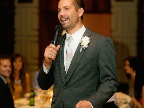 Paul Walker op het huwelijksfeest van zijn broer Caleb, zes weken voor zijn dood.