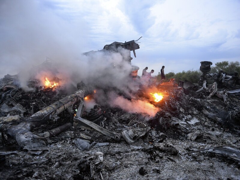 Brokstukken van de Boeing 777 die donderdag neerstortte.