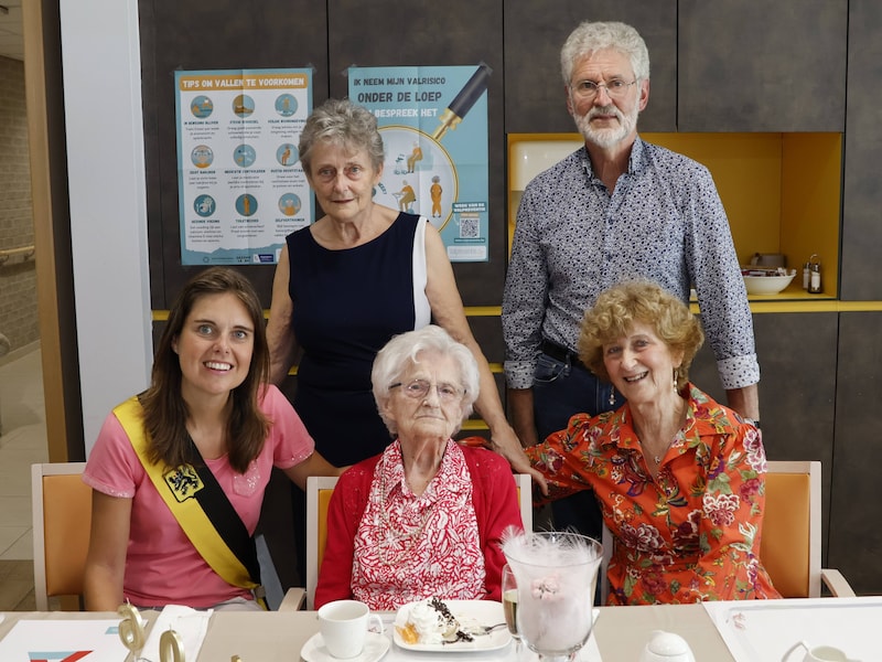 De oudste Aalstenaar, Denyse Cochez, is 106: “De liefde voor muziek kreeg ik van mijn mama mee”