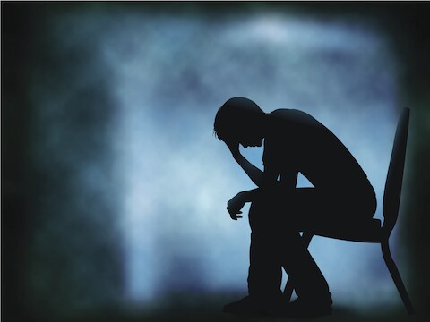 De nieuwe theorie is gestoeld op het feit dat we ons allemaal ellendig voelen wanneer we ziek zijn. Het gevoel dat je niet in staat bent iets te doen als je ziek bent, is ook een typisch symptoom van een depressie.