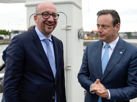 Charles Michel en Bart De Wever in de haven van Antwerpen. (Archieffoto.)