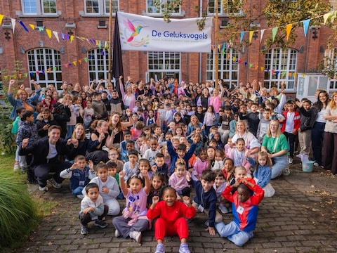 Basisschool OLVC heet voortaan De Geluksvogels en begint het schooljaar met een nieuwe naam en een vernieuwde visie.  