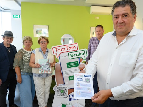 Schepen Frank Surdiacourt gelooft dat TamTam de communicatie tussen de inwoners en de gemeente fors kan verbeteren.