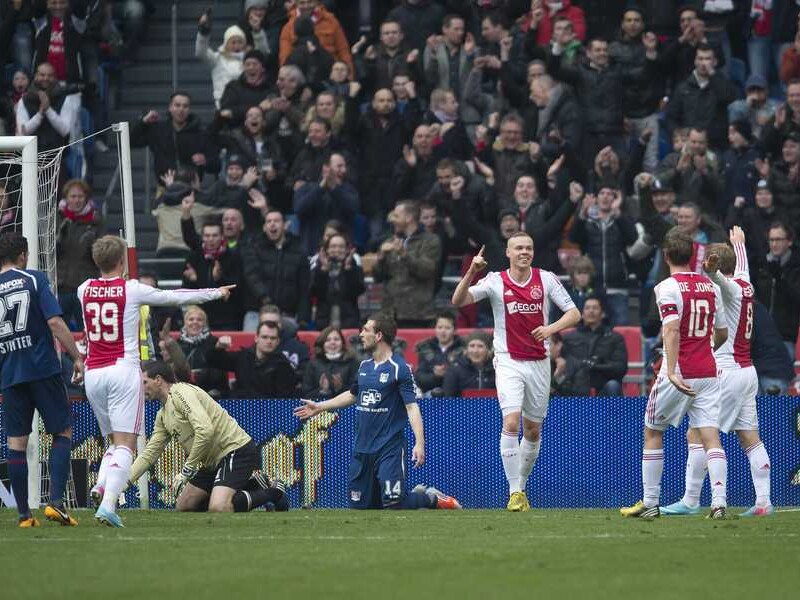 Sigthórsson heeft Ajax op 2-0 gezet.