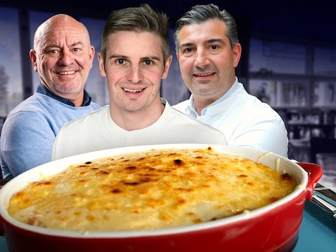 10 topchefs waaronder Piet Huysentruyt, Tim Boury en Peppe Giacomazza delen hun lievelingsadresjes om witloof met kaas en hesp te eten.