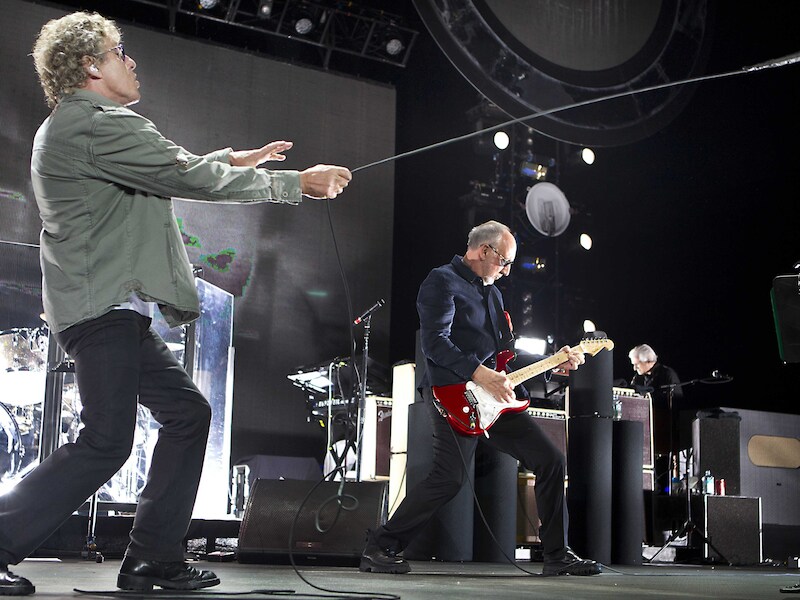 Roger Daltrey en Pete Townshend van The Who geven zich nog volledig op het podium. "Maar het wordt te zwaar", vinden ze.
