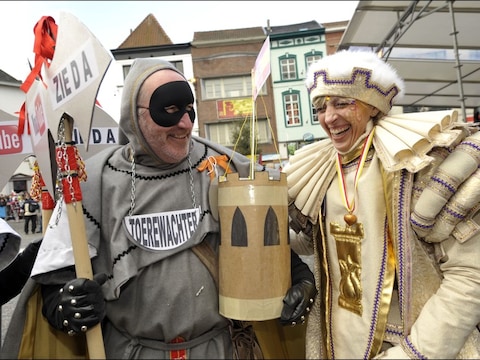 Burgemeester Ilse Uyttersprot had een toren bij.