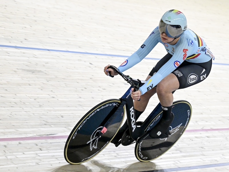 Bij de elite reed Zita Gheysens al een Europees kampioenschap. Over enkele uren debuteert ze in Shanghai op het wereldkampioenschap.