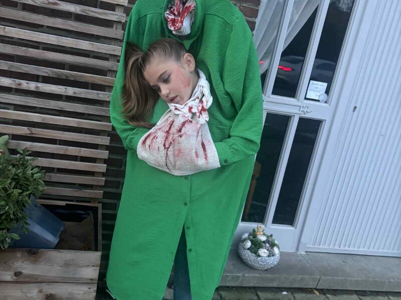 Rozalie uit Diest maakt indruk met zelfgemaakt griezelkostuum