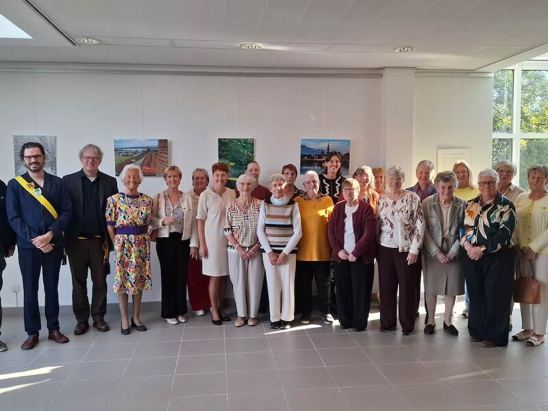 De medewerkers van Wiegwijs Boom werden gehuldigd op het gemeentehuis.