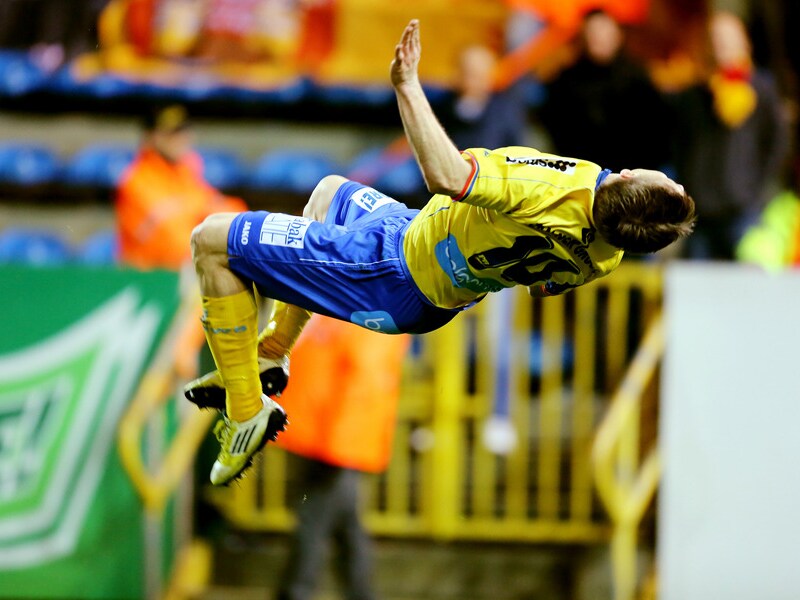 Wesley Sonck vierde de enige goal met het betere saltowerk.