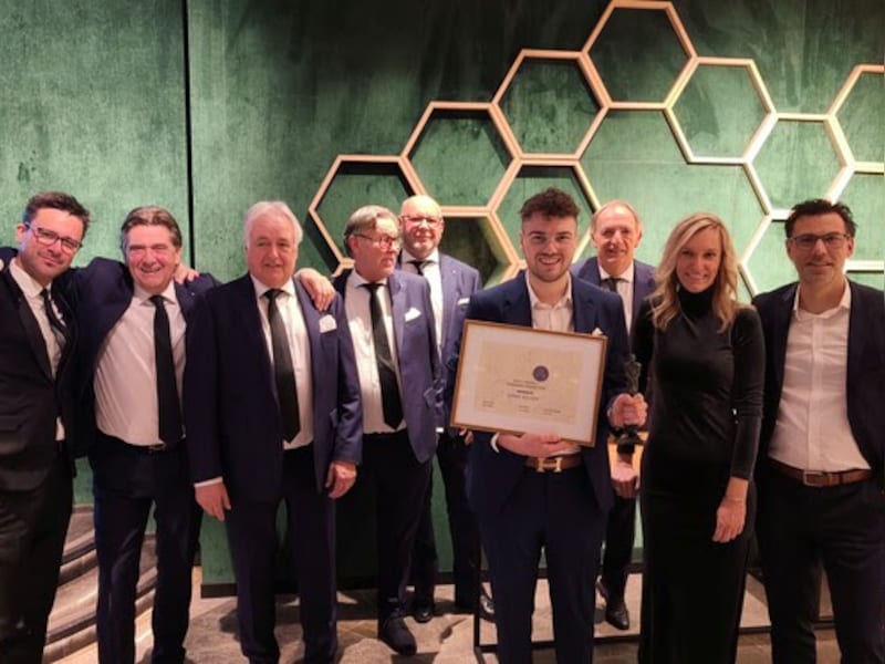 PXL-student Yoran Roosen (19) uit Linter wint eerste Ambassador Award 