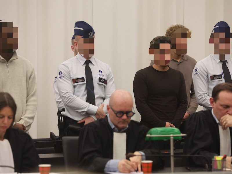 De verdachten voor het hof van assisen. Vandaag kregen ze het verdict van de jury te horen.