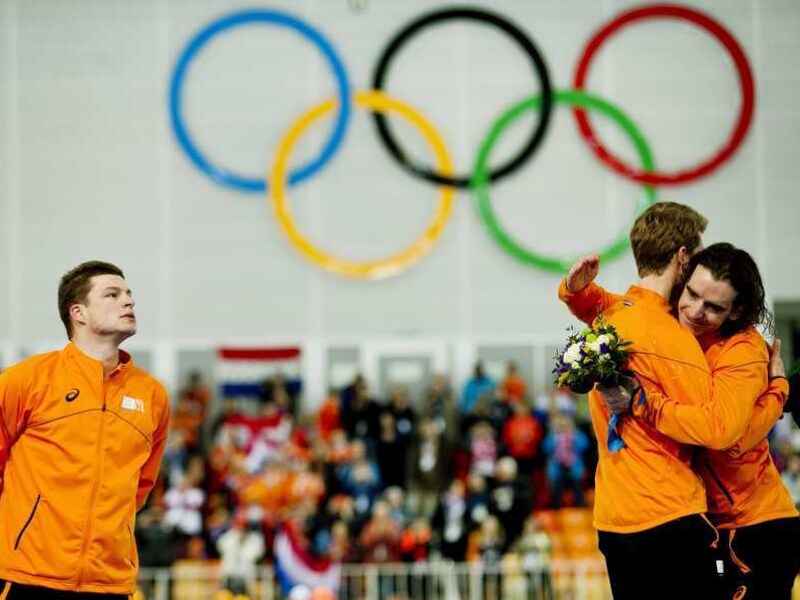 Alweer een oranje podium met v.l.n.r.: Sven Kramer, Jorrit Bergsma en Bob de Jong.