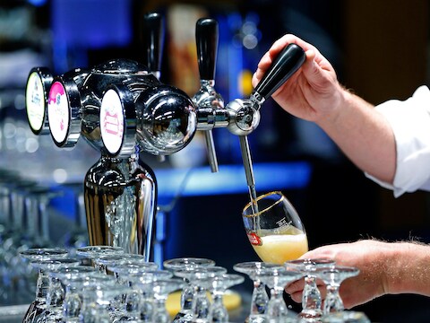 De Belgische familie de Spoel­berch is een van de drie belangrijke familiale aandeelhouders van de bier­gi­gant AB InBev, dat onder meer Stella Artois onder zich heeft.