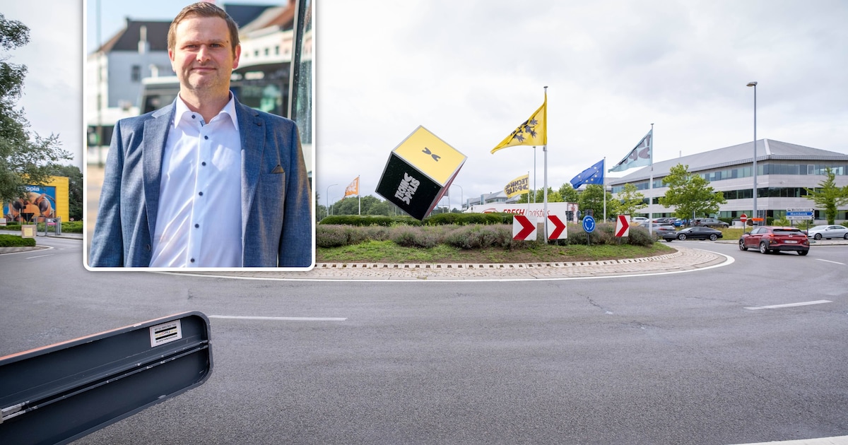 Hij bracht nieuwe vriendin (53) met haar wagen naar huis, maar had geen ...