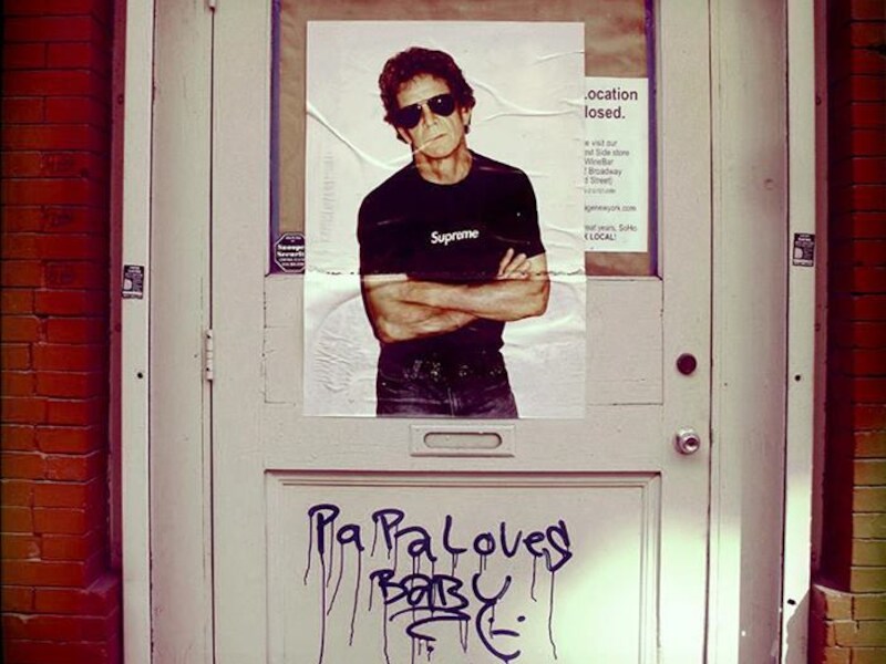 De laatste post op Facebook van Lou Reed, kort voor zijn overlijden, was deze foto met het bijschrift 'The Door'.