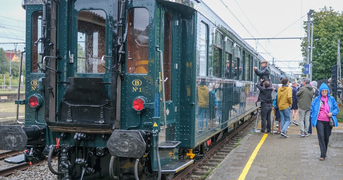 ‘Historische trein’ van NMBS houdt in Antwerpen laatste keer halt ...