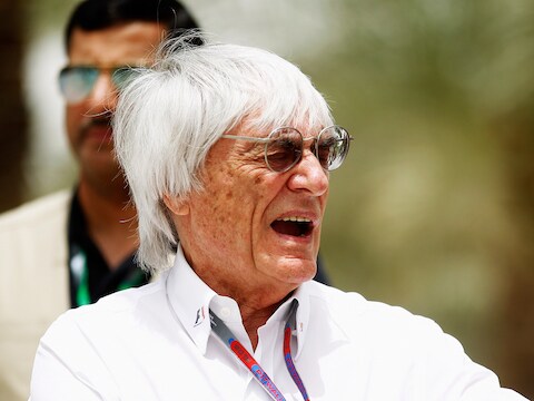 Vooral F1-big boss Bernie Ecclestone moet het bij Anonymous ontgelden.