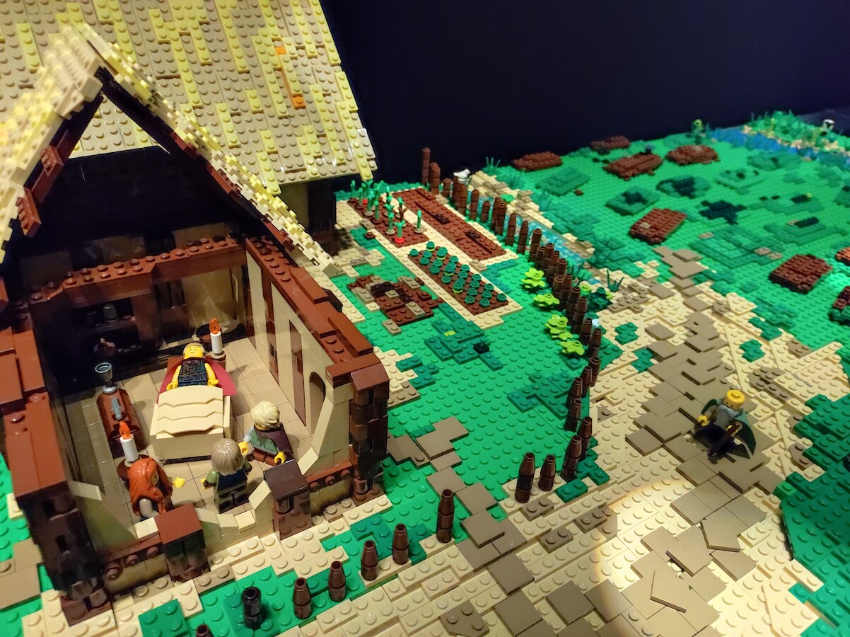 UITTIP. Abdijmuseum Ten Duinen brengt geschiedenis tot leven met Lego ...
