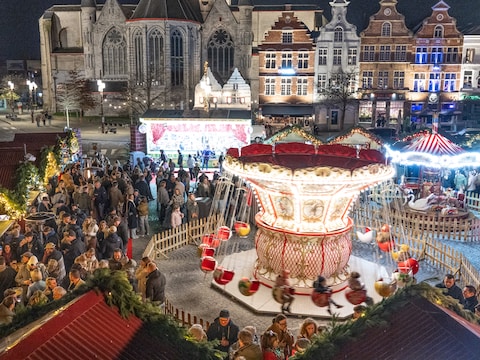 Het Winterdorp met kerstmarkt en winterattracties opent al begin december.