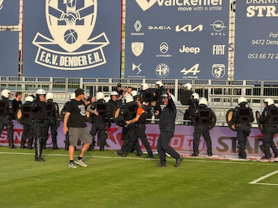 Relletjes nadat Lommel SK op FCV Dender promoveert naar Jupiler Pro League: “Situatie snel onder controle”