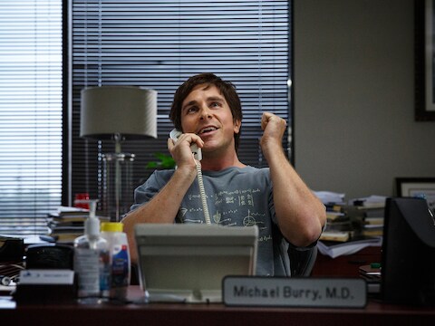 Christian Bale speelt trader Michael Burry in 'The Big Short'.