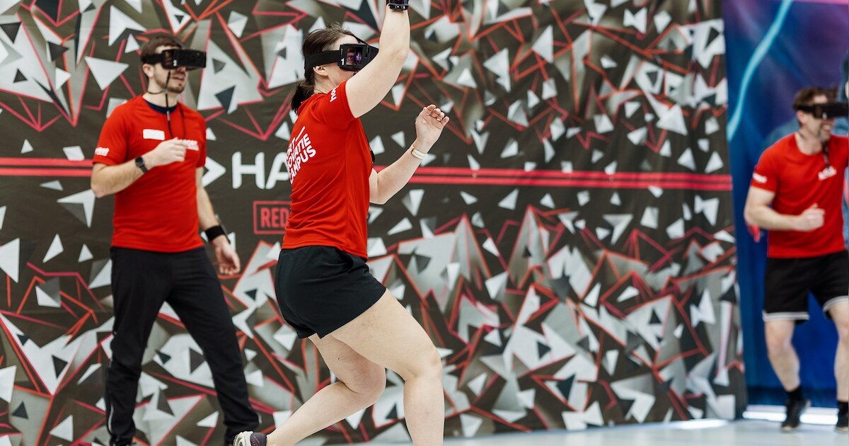 Speel trefbal met augmented reality in gebouwen van Sport Vlaanderen in ...