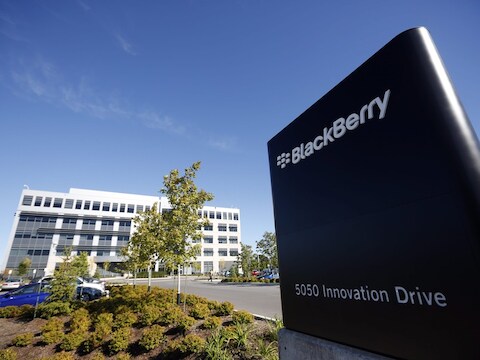 De aandeelhouders van Blackberry voelen zich misleid.
