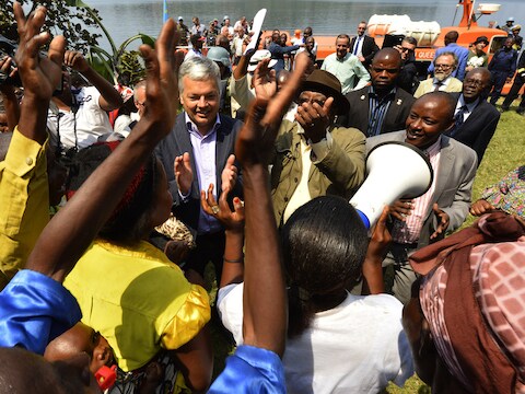 Didier Reynders tijdens zijn bezoek aan Congo