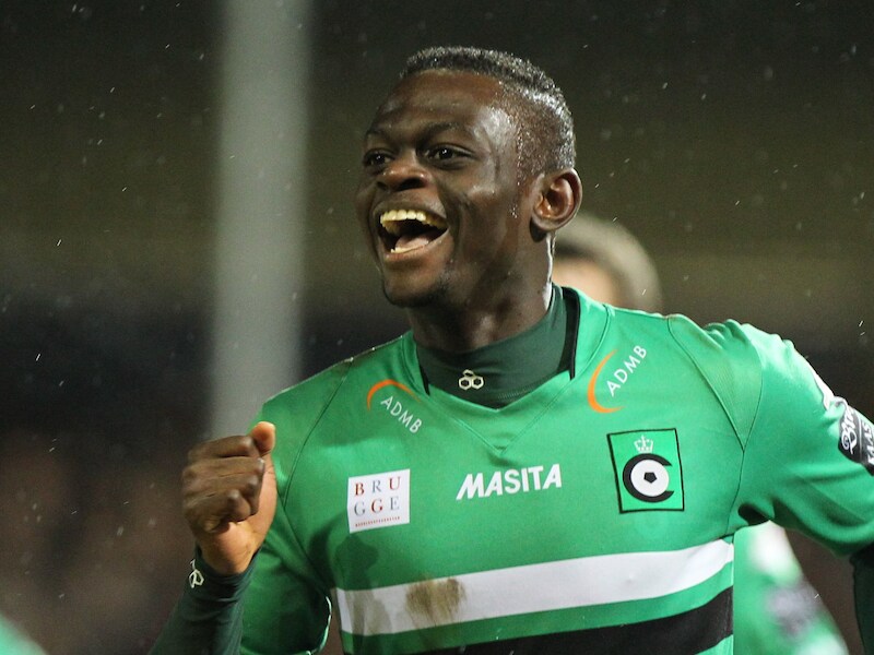 Vetokele, hier nog in Cercle-shirt, verkast dus naar Engeland.