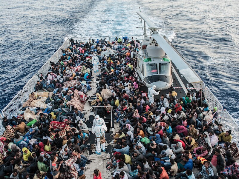Vorige week redde het Italiaanse schip Spica nog meer dan 1.000 bootvluchtelingen.