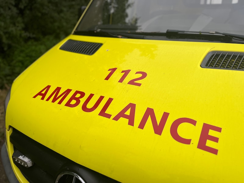 Motorrijder (21) gewond na botsing met bromfietser (22) in Westerlo