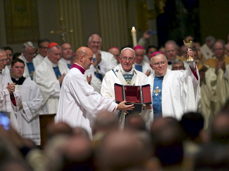 Paus Franciscus in de Saints Peter and Paul-kerk in Philadelphia.