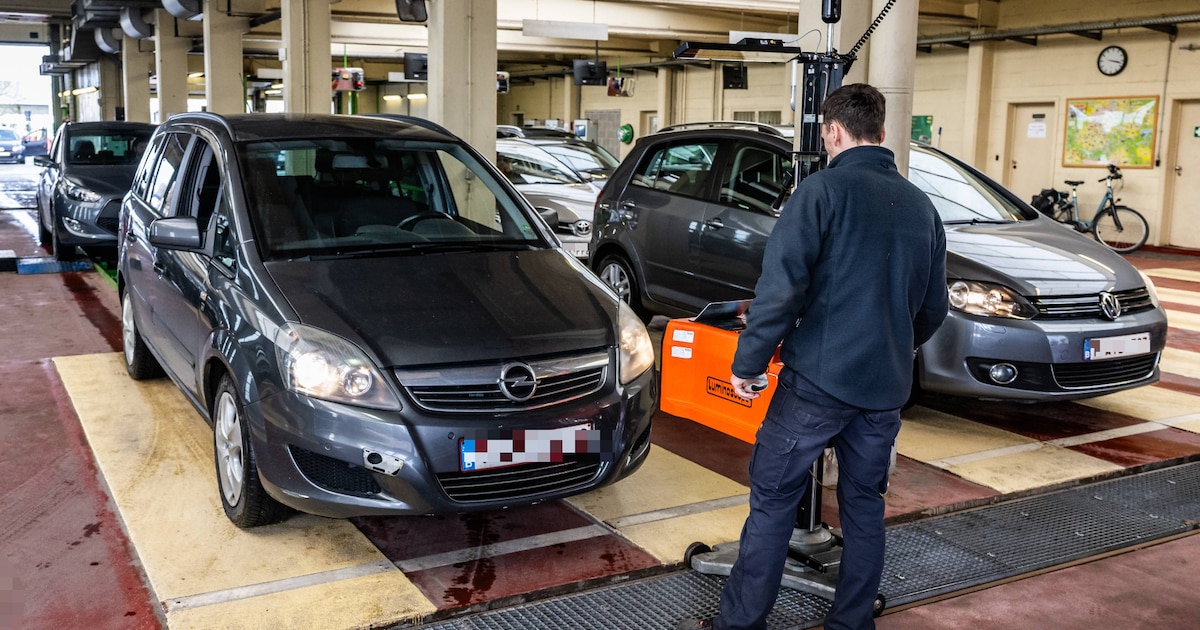 Man rijdt zes jaar rond met vervallen autokeuring: “covid, diefstal, een depressie… Ik ben het uit h