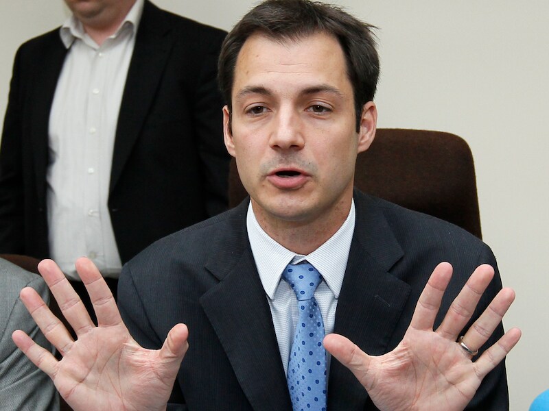 Het partijbureau van de Vlaams liberalen is het vrij eensgezind is over de lijn die partijvoorzitter Alexander De Croo de voorbije dagen uittekende.