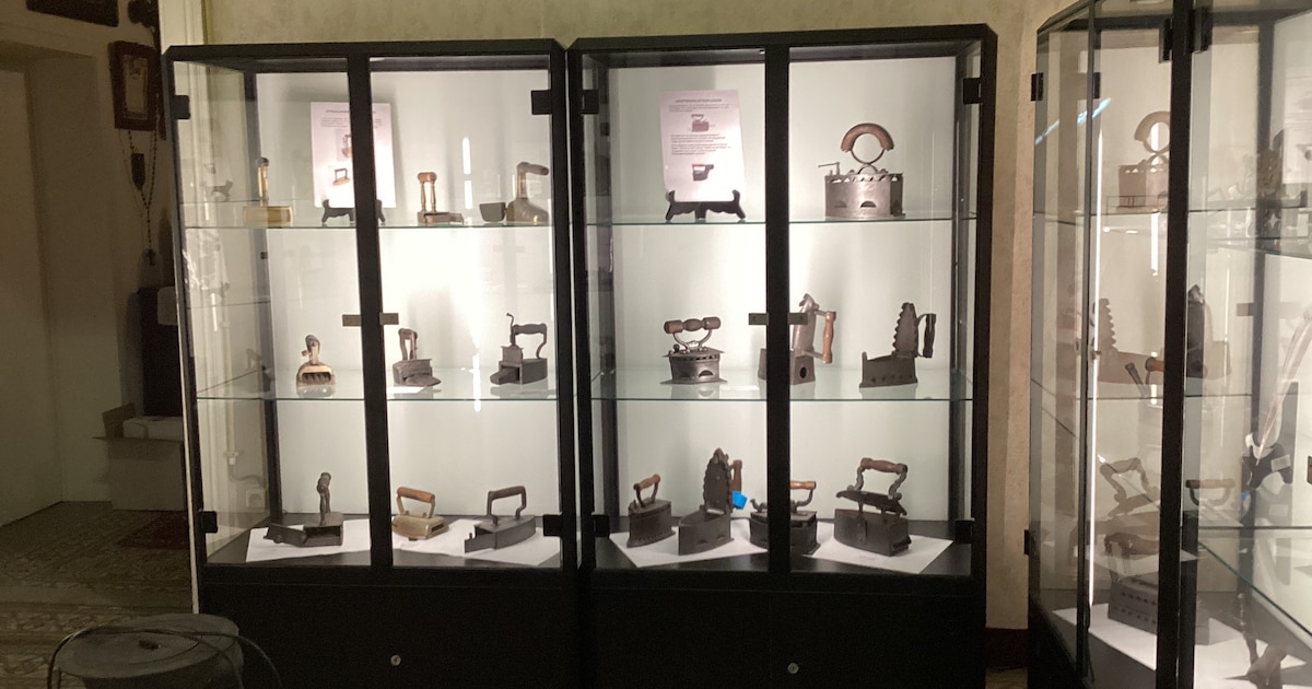 Expo over strijkijzers in heemmuseum Bystervelt