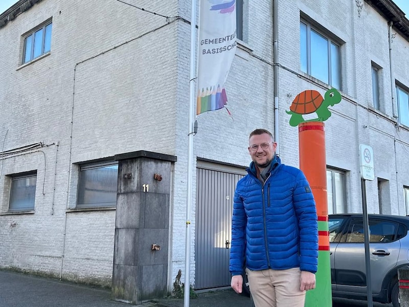 Sloop van voormalig politiecommissariaat nog niet gestart: “We hopen in december te gunnen”