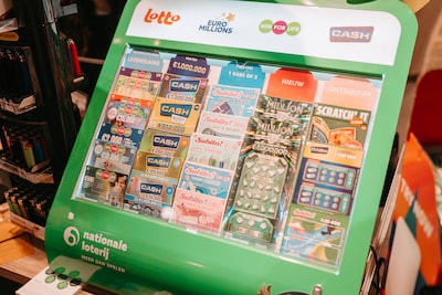 Een op zeven krantenwinkels betrapt op verkoop lottobiljetten aan minderjarigen