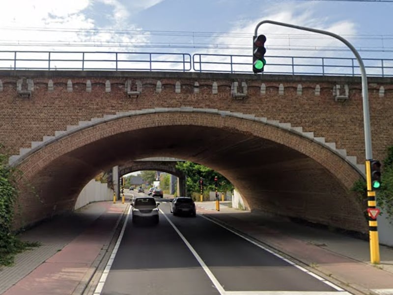 De spoorbruggen in de Damstraat in Zemst