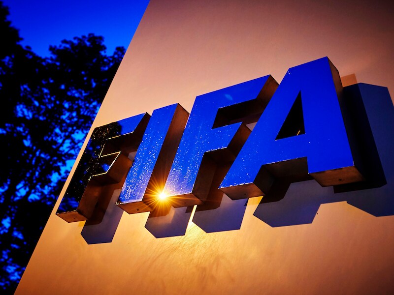 “De transfermarkt opent niet op 1 juli”: FIFA-directeur doet uitspraak die mogelijk zware gevolgen zal hebben