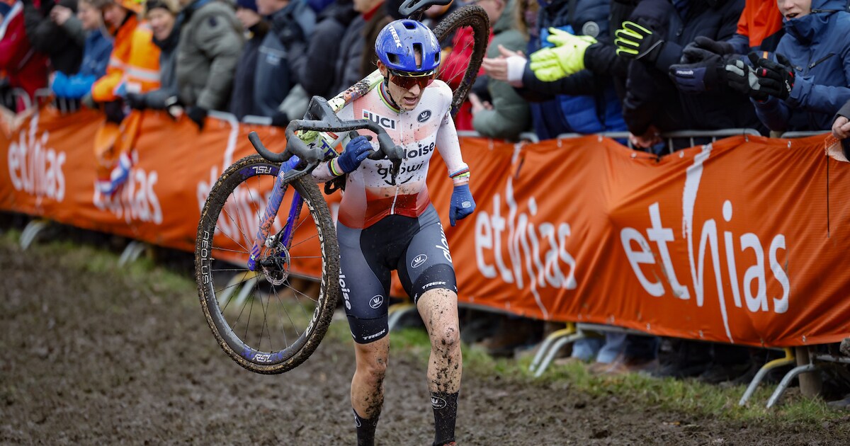 LIVE Veldrijden | Vos en Van Empel goed weg bij de start, wie wint GP Adrie van der Poel bij de vrou