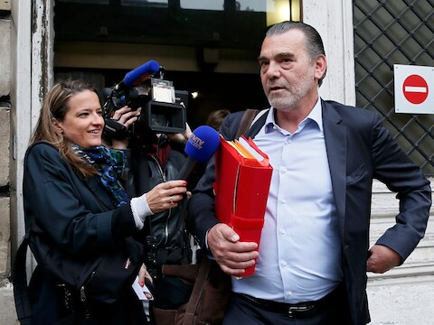 Frank Berton na afloop van de eerste hoorzitting