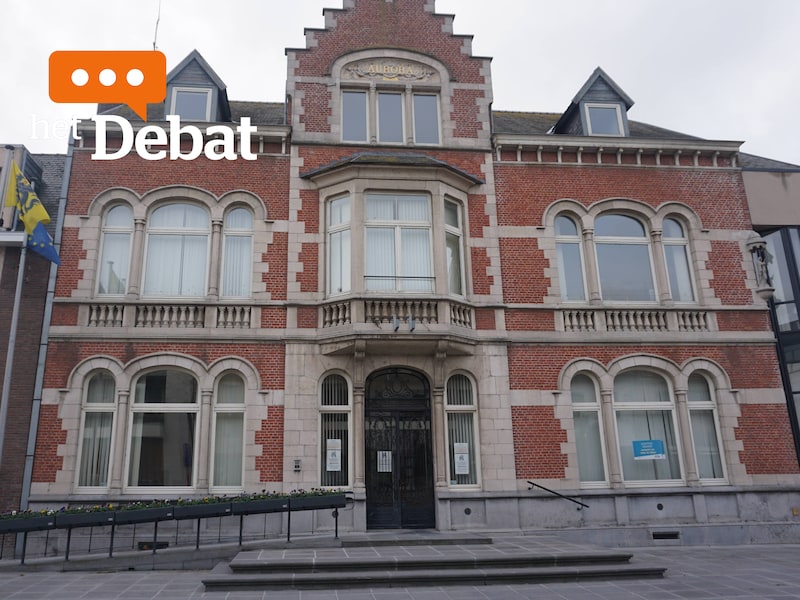 Het gemeentehuis van Kortemark.