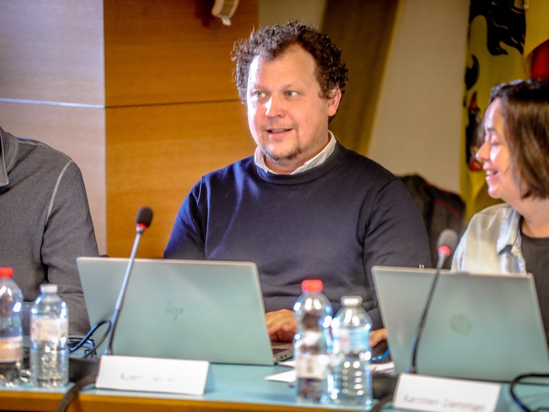 Kortemark verdeelt 71.000 euro over zijn vijf kerken