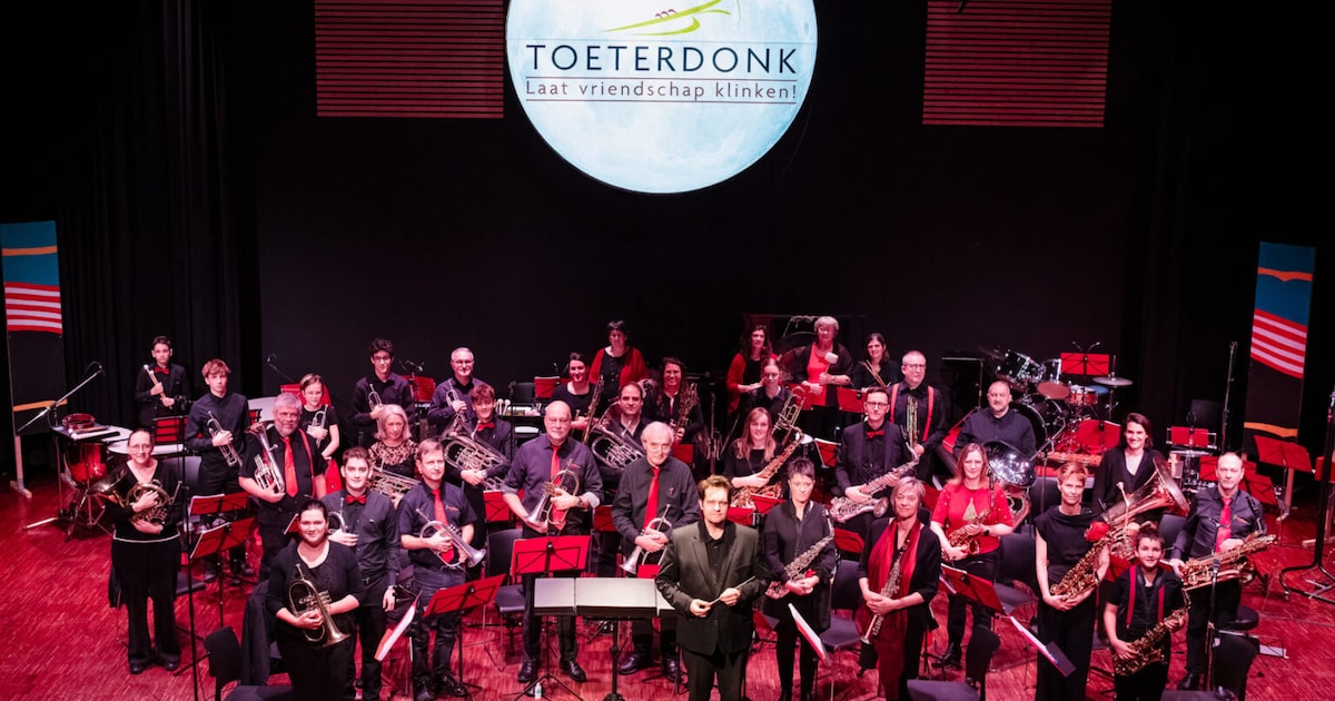 Toeterdonk viert 15-jarig bestaan met feestelijk jubileumconcert ...